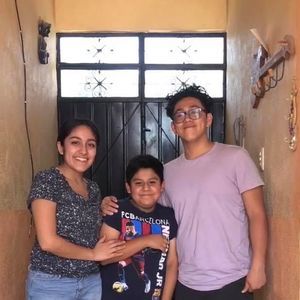 Meet your Posher, Chacho